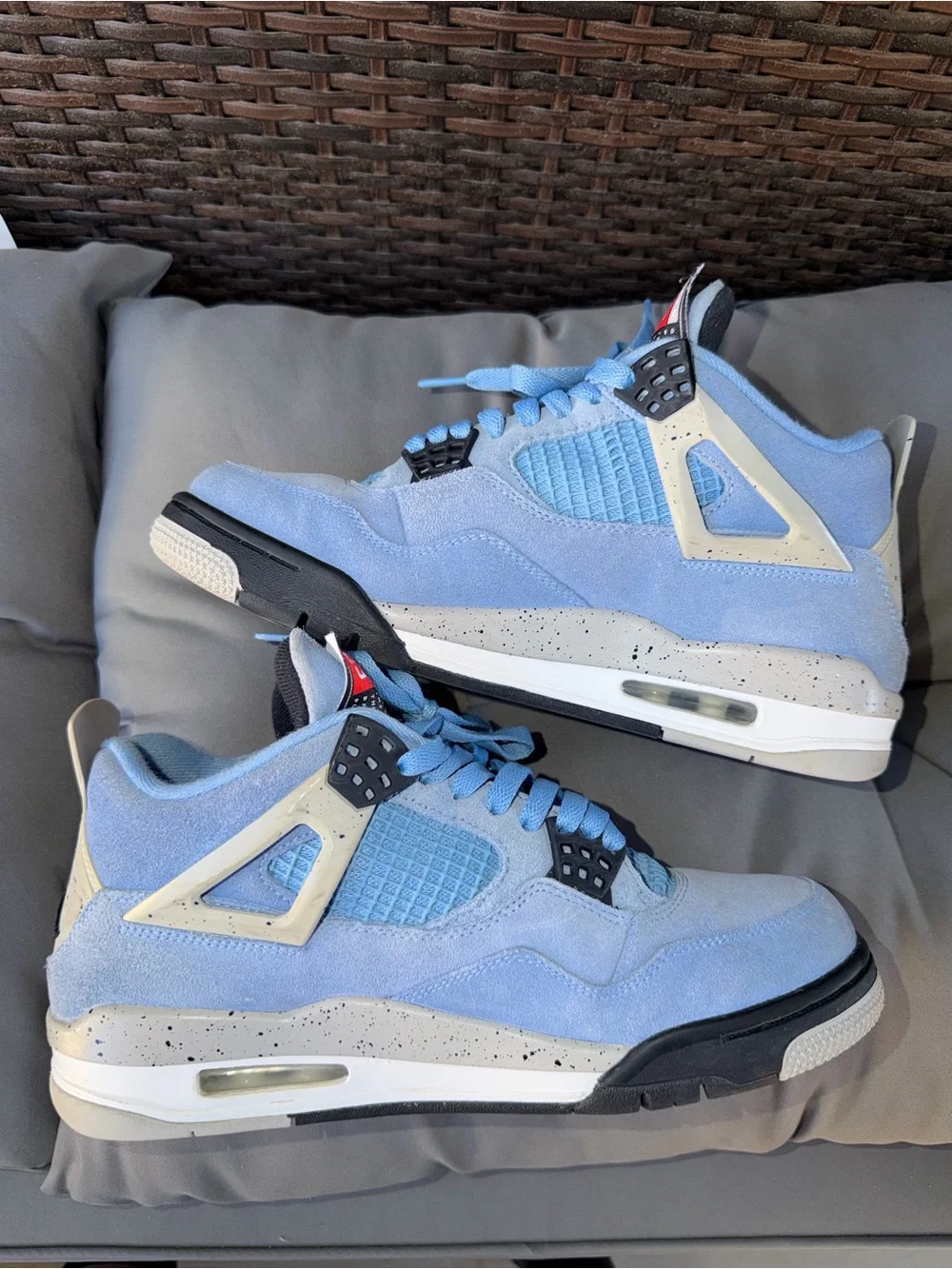 Jordan 4 Retro ‘University Blue’ Size 8M